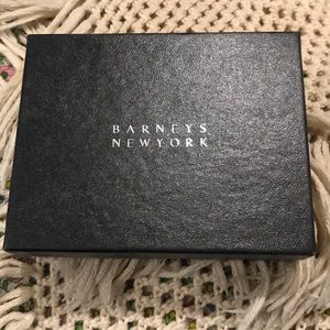 Barneys jewelry / wallet box with ribbon